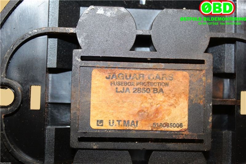 Sikringsboks til Jaguar XK8/XKR 1996-2005  (JAGUAR|LJA2850BE||LJA2850BA)