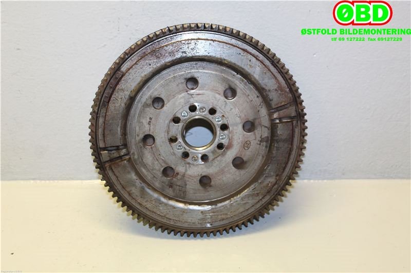 Svinghjul manuell til Toyota Avensis 2009-2015 (Type III, Fase 1)  (TOYOTA|134500R010|)