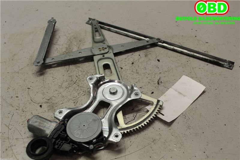 Ruteheis høyre foran til Toyota RAV4 2006-2009 (Type III, Fase 1)  (TOYOTA|6980152080|)