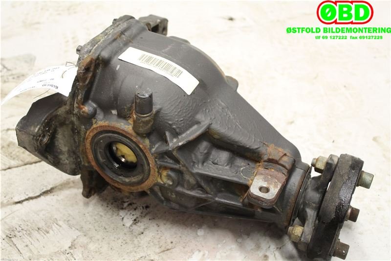Kardang klokke bak til Mercedes C-Klasse 2007-2011 (Fase 1) (W204) (W204) (MERCEDES|A 204 350 06 14|)