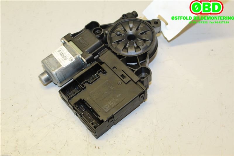 Ruteheis venstre foran til VW Passat 2011-2015 (B7) (B7) (VOLKSWAGEN|3AA 959 701 A||3AA959701)