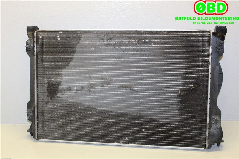 Radiator (manuell gir) til Audi A6 2005-2008 (Type III, Fase 1) (C6) (C6) (AUDI|4F0 121 251 Q||4F0121251Q)