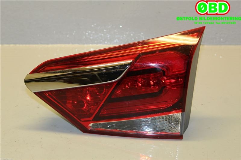 Baklykt høyre indre til Hyundai i40 2012-2017 (HYUNDAI|924043Z500|)