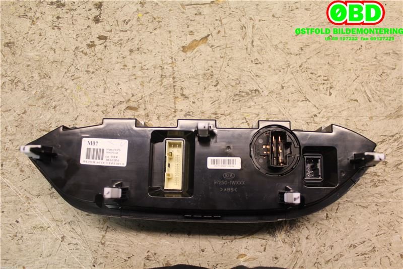 Varmeapparat betjening til Kia Rio 2011-2017 Type III  (KIA|972501W070|)