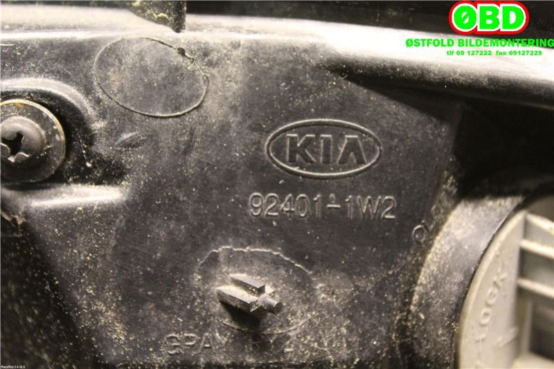 Baklykt venstre til Kia Rio 2011-2017 Type III (KIA|924011W210|)