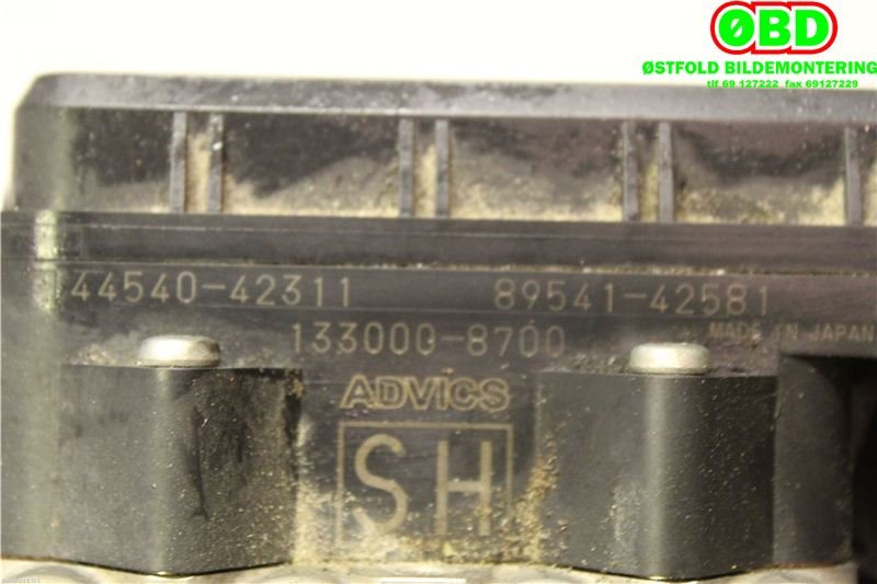 ABS sentral til Toyota RAV4 2013-2015 (Type IV, Fase 1)  (TOYOTA|4405042701||4454042311)