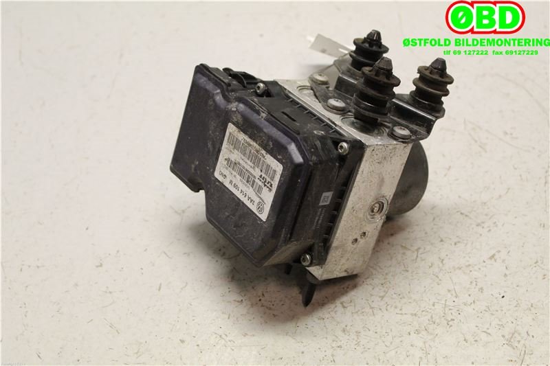 ABS sentral til VW Passat 2011-2015 (B7) (B7) (VOLKSWAGEN|3AA 614 109 N||3AA614109M)