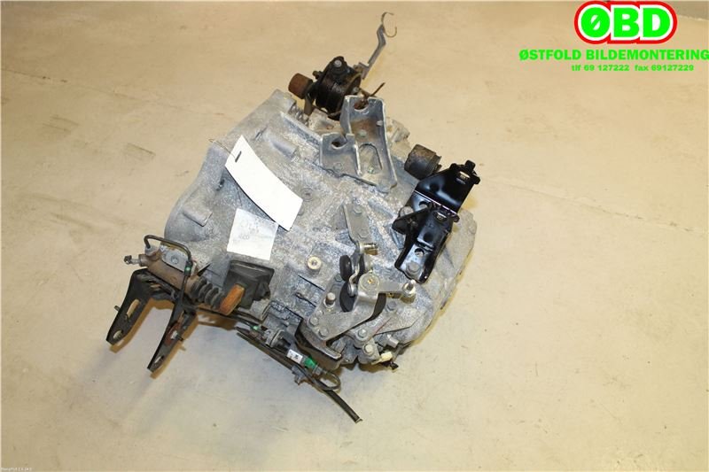 Girkasse manuell 6-trinn til Toyota Avensis 2009-2015 (Type III, Fase 1) (TOYOTA|3030020A90|)