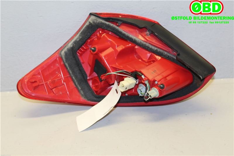 Baklykt høyre til Toyota RAV4 2009-2013 (Type III, Fase 2)  (TOYOTA|8155142150|)
