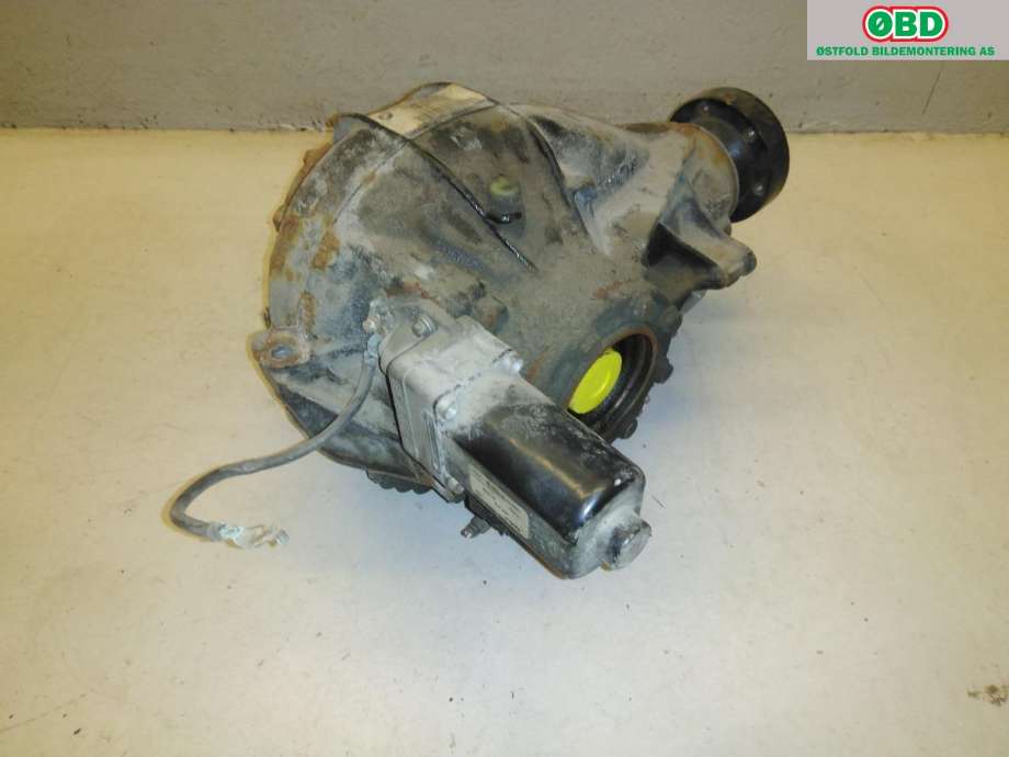 Kardang klokke bak til BMW 5-Serie 2010-2017 (F10/F11) (F10/F11) (BMW|33 10 8 090 481|)