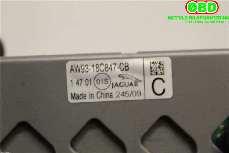 Antenne forsterker til Jaguar XJ X351 2010-->>  (JAGUAR|C2D2984||AW9318C847CB)