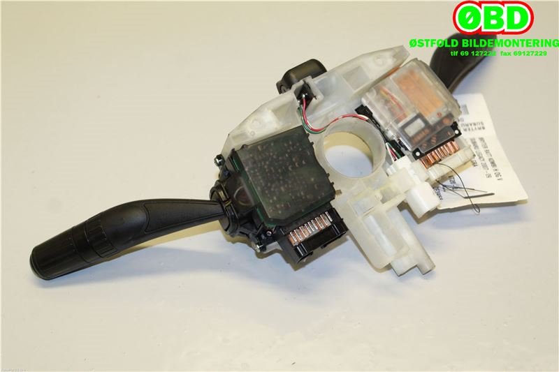 Bryter combi til Subaru Legacy 2007-2009 (Type IV, Fase 2) (SUBARU|83114AG071|83115AG151|)