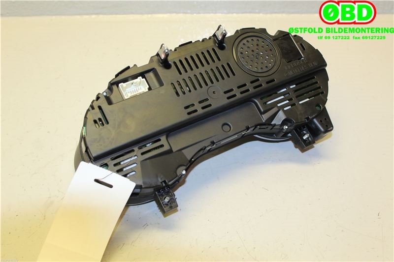 Instrumentpanel til Mercedes ML 2011-2015 (Fase 1) (W166) (W166) (MERCEDES|A 166 900 26 05|A 166 900 86 16|1669002605)