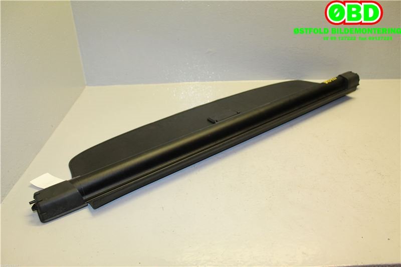 Bagasjerom rollon til VW Passat 2005-2010 (B6) (B6) (VOLKSWAGEN|3C9 867 871 J|)