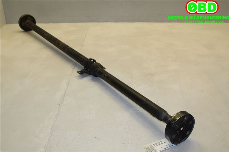Mellomaksel til VW Golf VI 2008-2012  (VOLKSWAGEN|1K0 521 101 H|)