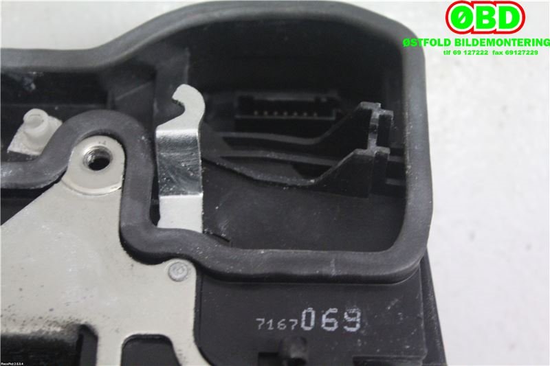 Låsekasse venstre bak til BMW X3 2003-2006 (Fase 1) (E83) (E83) (BMW|51 22 7 202 147||7167069)