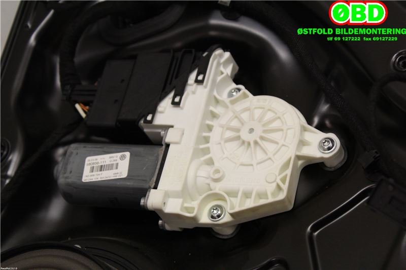 Ruteheis høyre bak til VW Passat 2005-2010 (B6) (B6) (VOLKSWAGEN|3C5 839 462 J|)