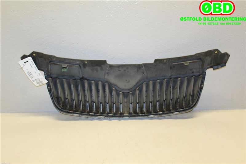 Grill til Škoda Fabia 2007-2010 (Type II, Fase 1)  (SKODA|5J0 853 607|)