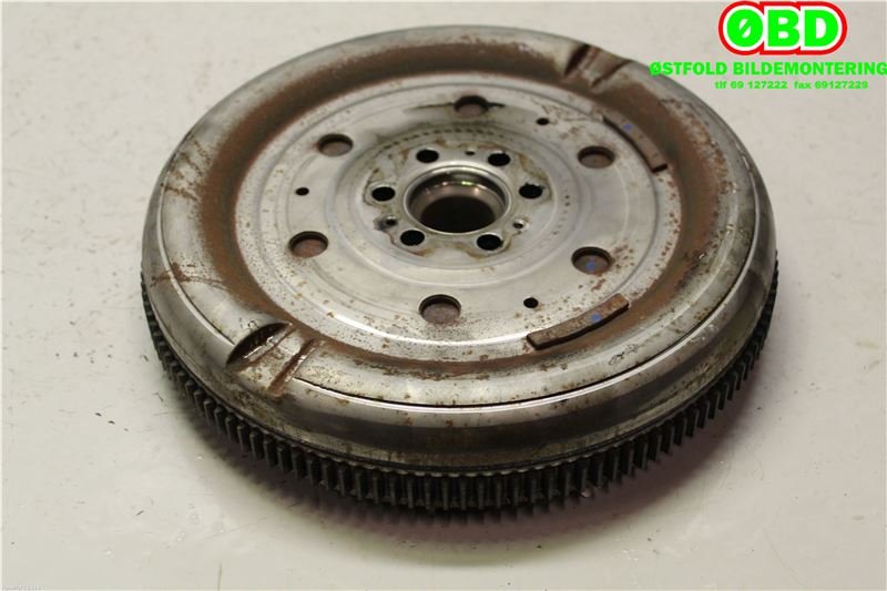 Svinghjul manuell til VW Passat 2011-2015 (B7) (B7) (VOLKSWAGEN|04L 105 266 B||04L105266B)