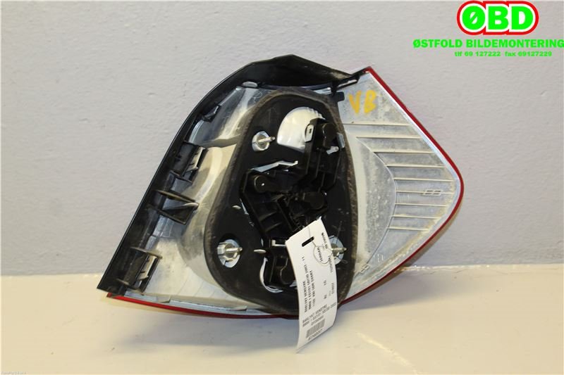 Baklykt venstre til BMW 1-Serie 2004-2011 (E81/E82/E87/E88) (E81/E82/E87/E88) (BMW|63 21 6 924 501||6924501)