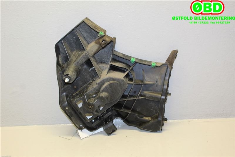 Diverse deler til Volvo V40 2012-2019 (VOLVO|31395092||31395104)