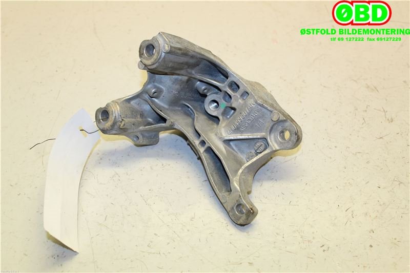Motorfeste til Audi A6 2014-2018 (Type IV, Fase 2) (C7) (C7) (AUDI|4H0199307AK|)