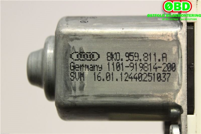 Ruteheis venstre bak til Audi A4 2007-2014 (Type IV) (B8) (B8) (AUDI|8K0 959 811 A||8K0959811A)