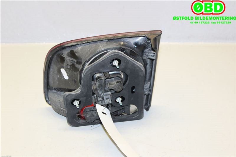 Baklykt venstre indre til VW Touareg 2007-2010 (Type I, Fase 2)  (VOLKSWAGEN|7L6 945 093 T||7L6945093T)