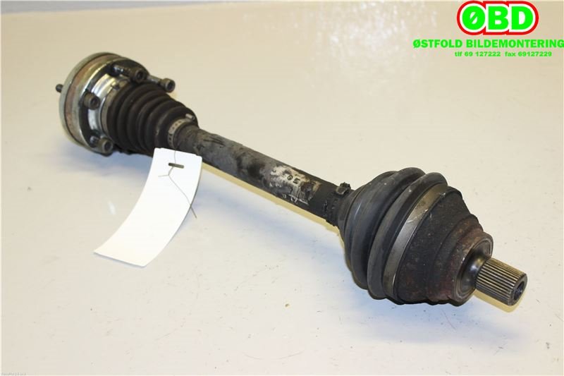 Drivaksel venstre foran til Audi TT 2006-2014 (Type II) (AUDI|8J0 407 271 G|3Q0 407 271 M|)