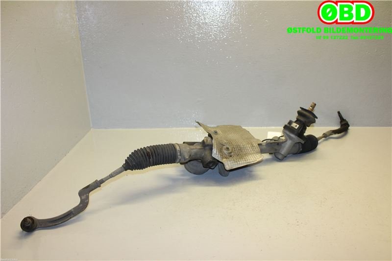 Tannstang elektrisk til Mercedes A-Klasse 2012-2018 (W176) (W176) (MERCEDES|A 246 460 51 00|)