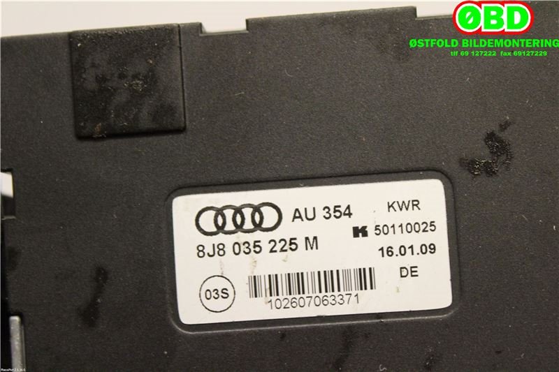 Antenne forsterker til Audi TT 2006-2014 (Type II)  (AUDI|8J8 035 225 M||8J8035225M)