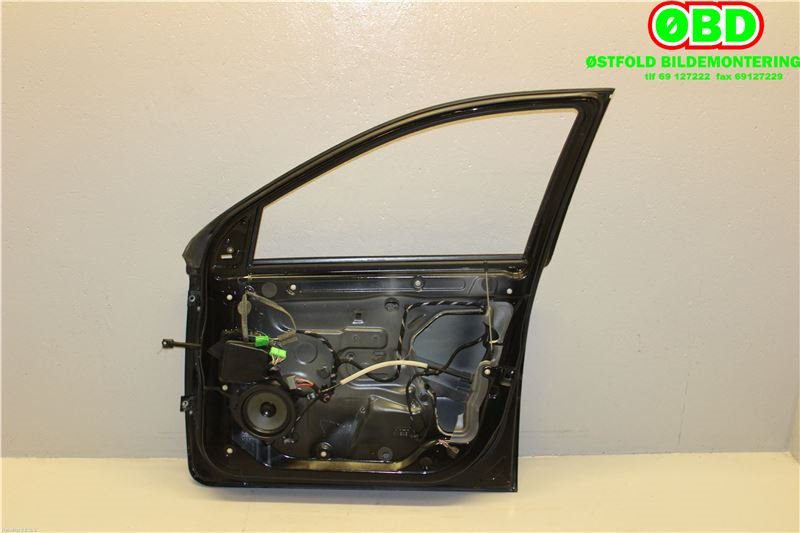 Dør høyre foran til Volvo XC90 2002-2006 (Type I, Fase 1) (VOLVO|31385357|)