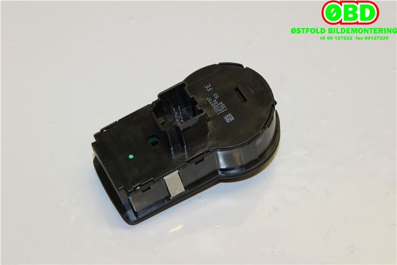 Bryter lys til Opel Astra J 2010-2015  (OPEL|13268707|6240566)