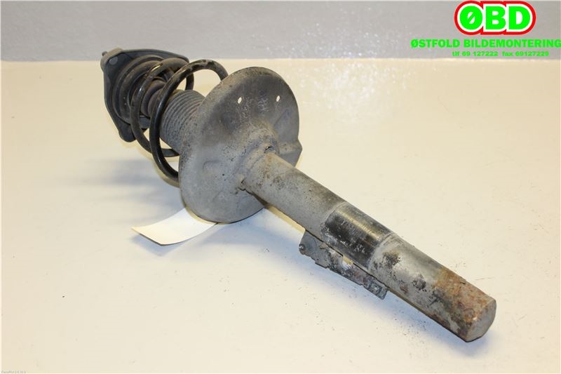 Fjærbein høyre foran til Porsche Boxster 1997-2004 (986) (986) (PORSCHE|986 343 041 20|986 343 041 23|)