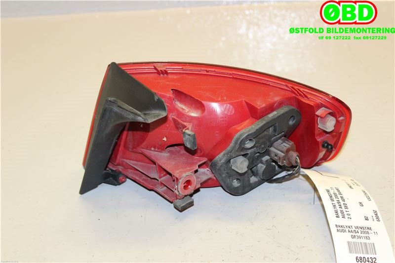Baklykt venstre til Audi A4 2007-2014 (Type IV) (B8) (B8) (AUDI|8K5 945 095 K|)