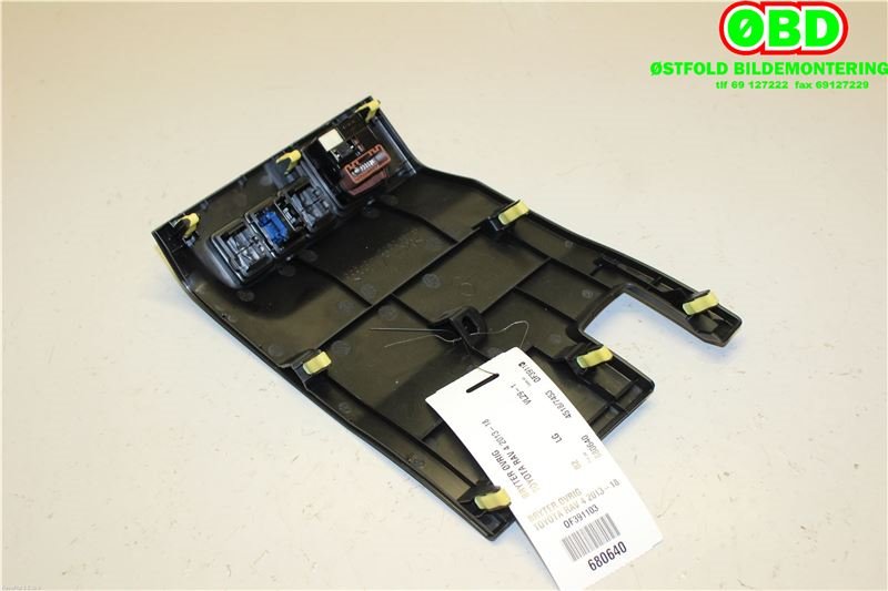 Bryter diverse til Toyota RAV4 2016-2019 (Type IV, Fase 2)  (TOYOTA|)