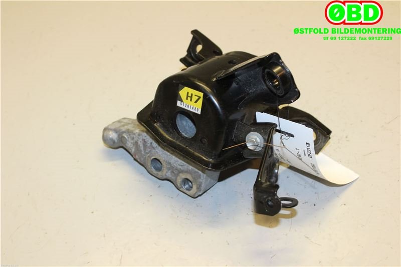 Motorfeste til Toyota RAV4 2016-2019 (Type IV, Fase 2)  (TOYOTA|1230536090|)