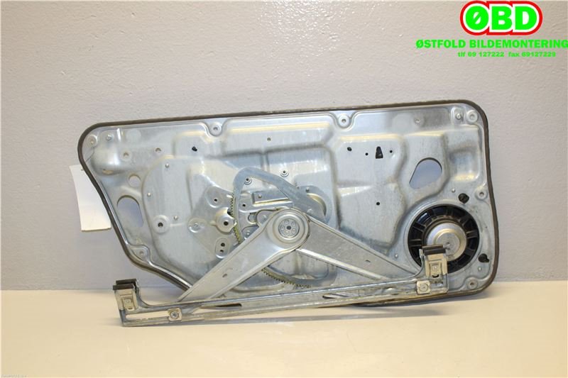 Ruteheis til Volvo XC70 2008-2013 (Type II, Fase 1)  (VOLVO|30784510|)