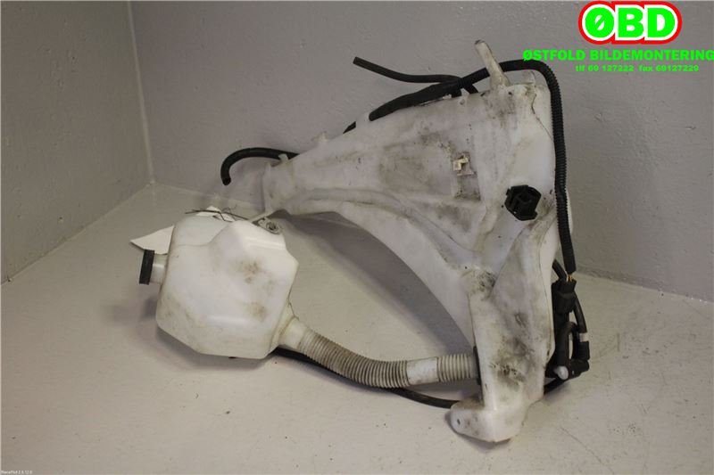 Spylertank til Volvo V50 2007-2012 (Fase 2) (VOLVO|31253164|)
