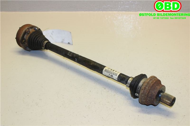 Drivaksel høyre bak til VW Passat 2011-2015 (B7) (B7) (VOLKSWAGEN|1K0 501 204 F|1K0 501 204 FX|1K0501204D)