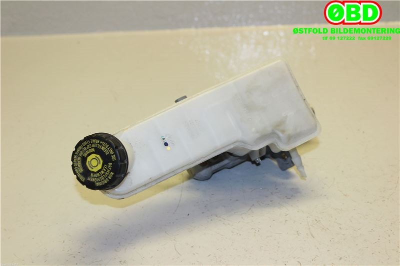 Bremsepumpe hoved til Mercedes A-Klasse 2012-2018 (W176) (W176) (MERCEDES|A 246 430 03 01|)