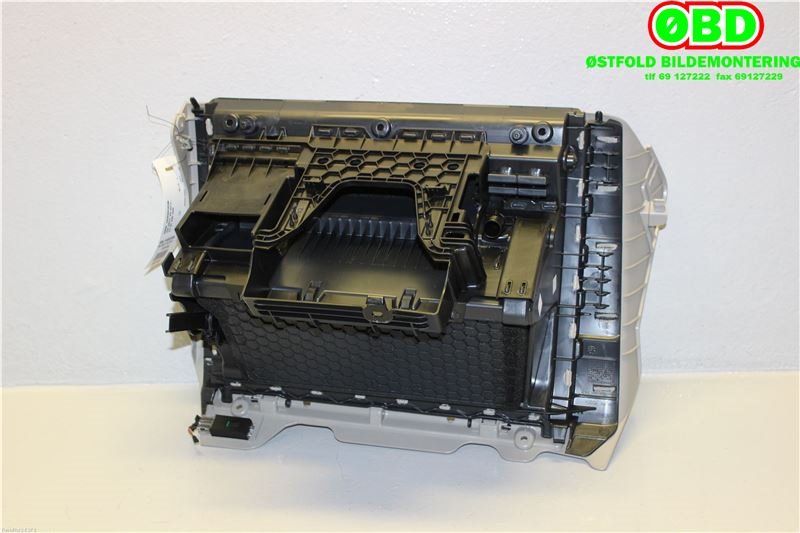 Hanskerom til VW e-Golf 2017-2020 (Fase 2)  (VOLKSWAGEN|5G1 857 114 G|)