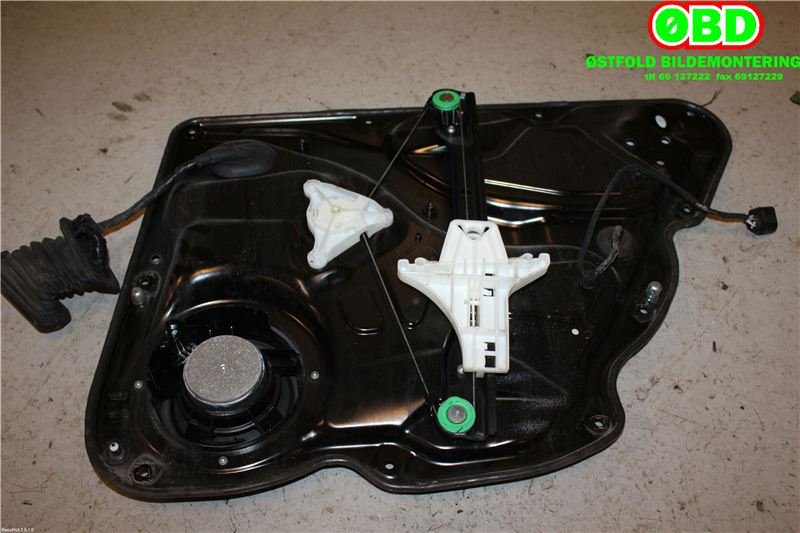 Ruteheis venstre bak til VW Passat 2005-2010 (B6) (B6) (VOLKSWAGEN|3C5 839 461 J|)