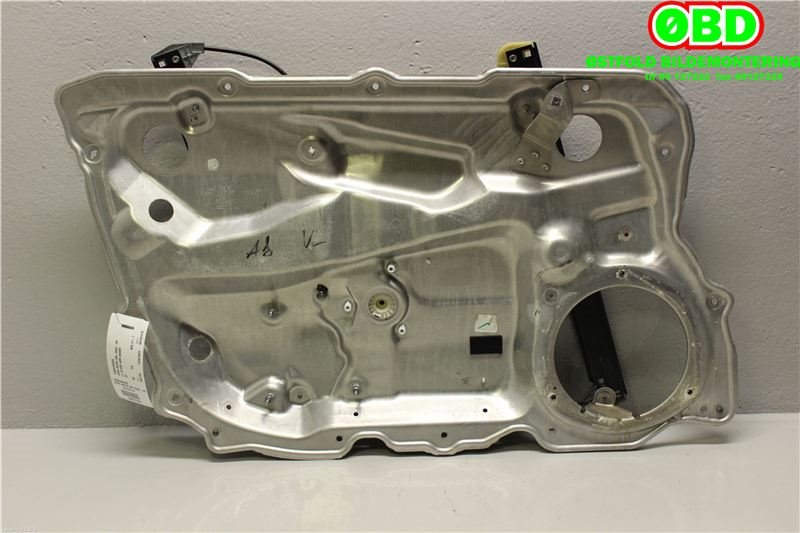 Ruteheis til Audi A8 2003-2010 (Type II) (AUDI|4E0 837 461 B|)
