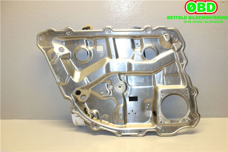 Ruteheis til Audi A8 2003-2010 (Type II) (AUDI|4E0 839 461 C|)