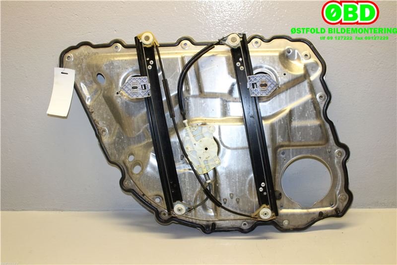 Ruteheis til Audi A8 2003-2010 (Type II) (AUDI|4E0 839 462 C|)