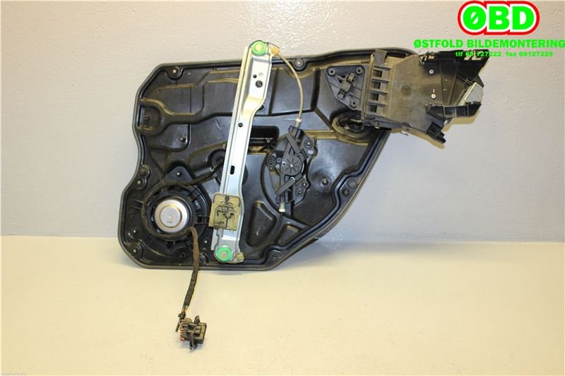 Ruteheis venstre bak til Volvo S60 2010-2014 (Type II, Fase 1)  (VOLVO|30784308|)