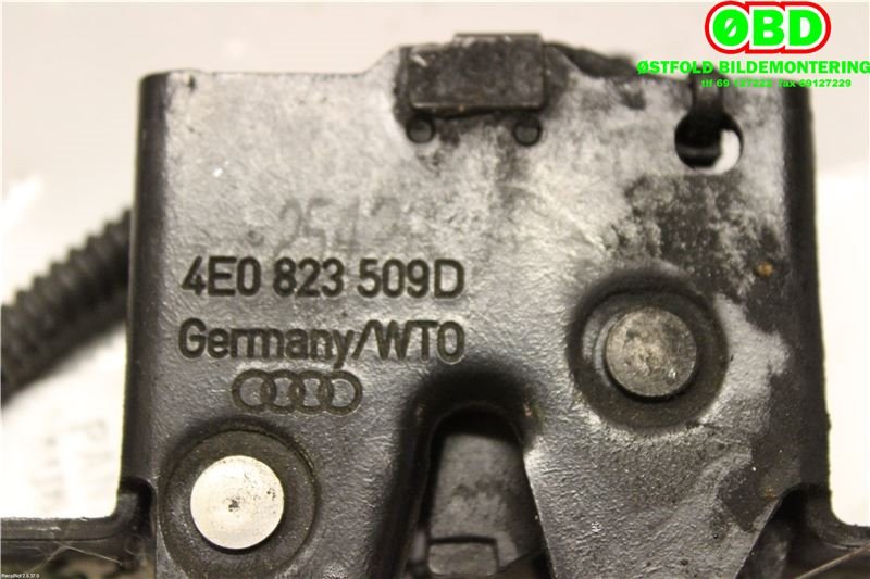 Panserlås til Audi A8 2003-2010 (Type II) (AUDI|4E0 823 509 E|4E0 823 509 H|4E0823509D)