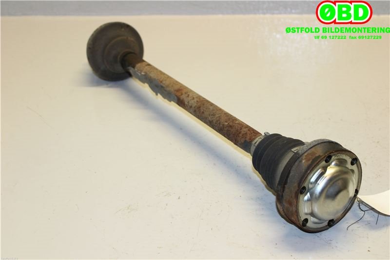 Drivaksel høyre bak til Audi A8 2003-2010 (Type II) (AUDI|4E0 501 203 D|4E0 501 203 DX|)