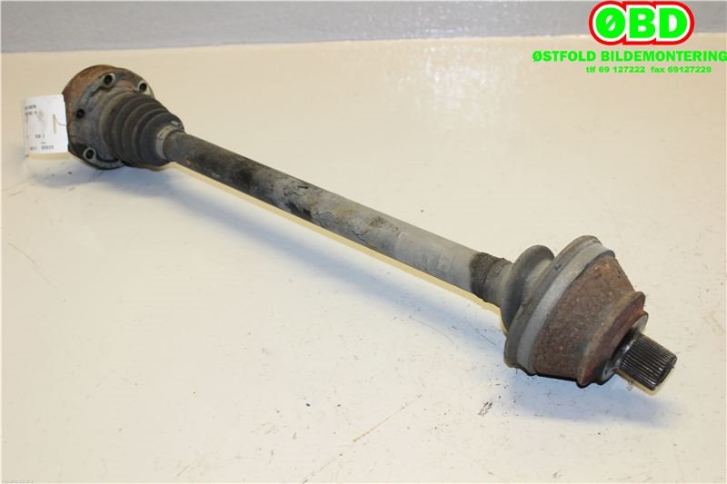 Drivaksel venstre bak til Audi A8 2003-2010 (Type II) (AUDI|4E0 501 203 D|4E0 501 203 DX|4E0501203D)